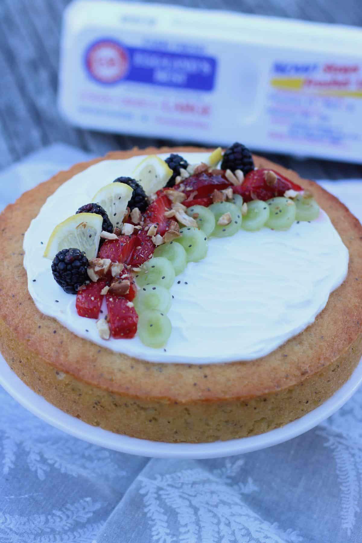 Fruit & Yogurt Smoothie Bowl Cake.