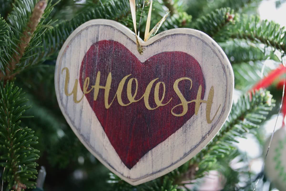 Whoosh heart xmas ornament.