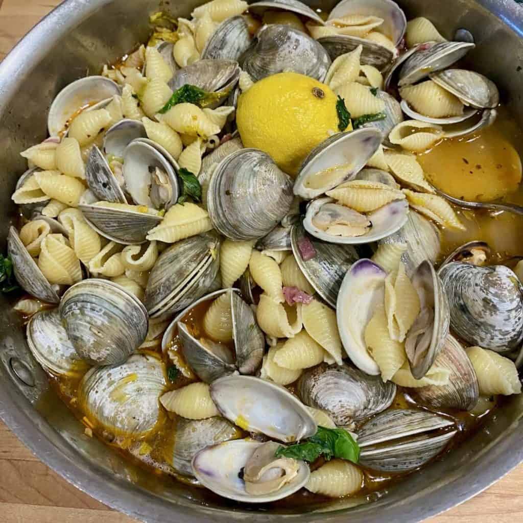 fresh clams pasta